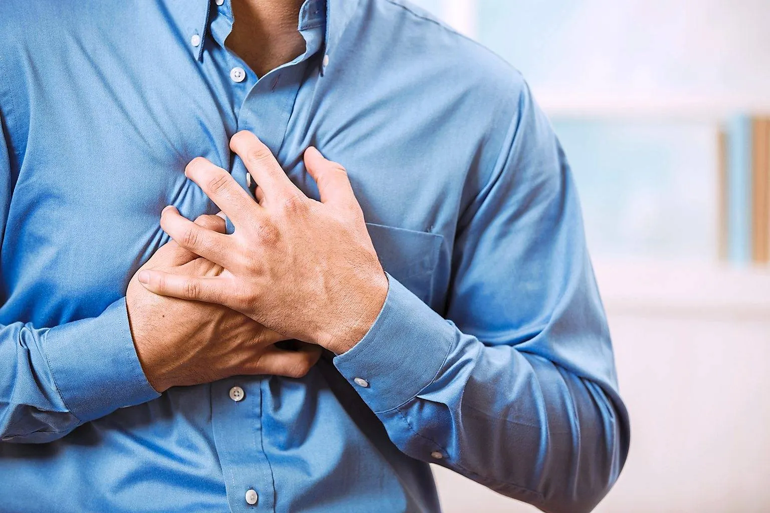 الأزمات القلبية.. الأعراض والأسباب وطرق العلاج
