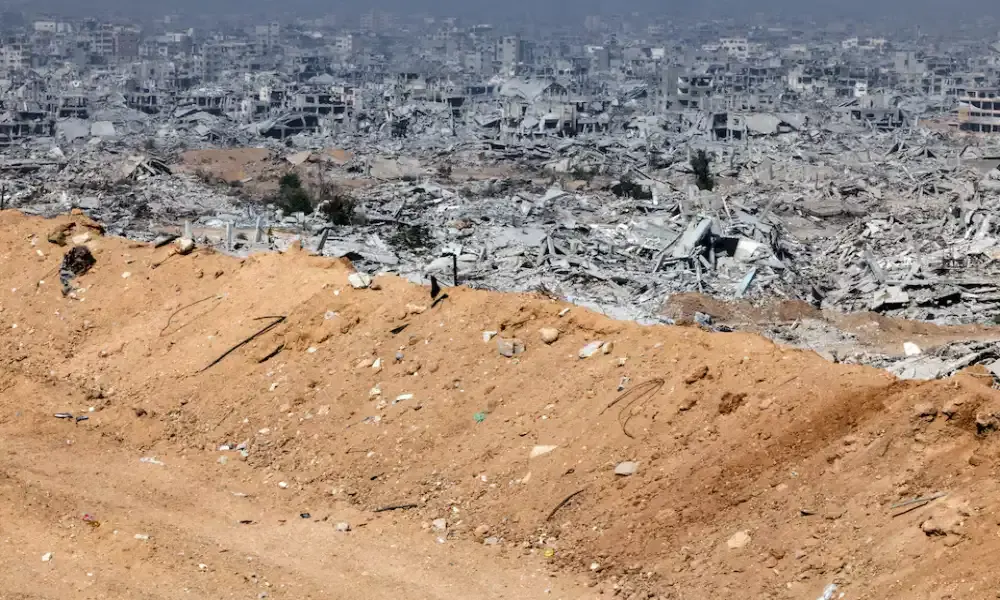 خطر تقسيم غزة يتفاقم بينما تحتضر خطة ترامب