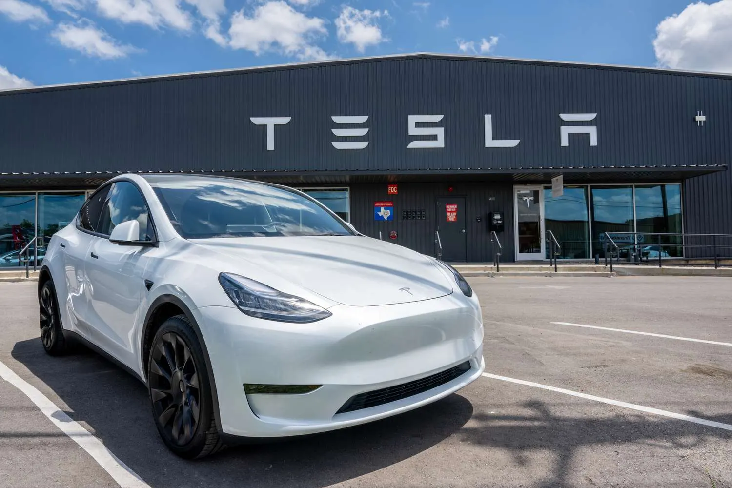 "Tesla" تحقق طفرة في الأرباح والإيرادات آخر 5 سنوات