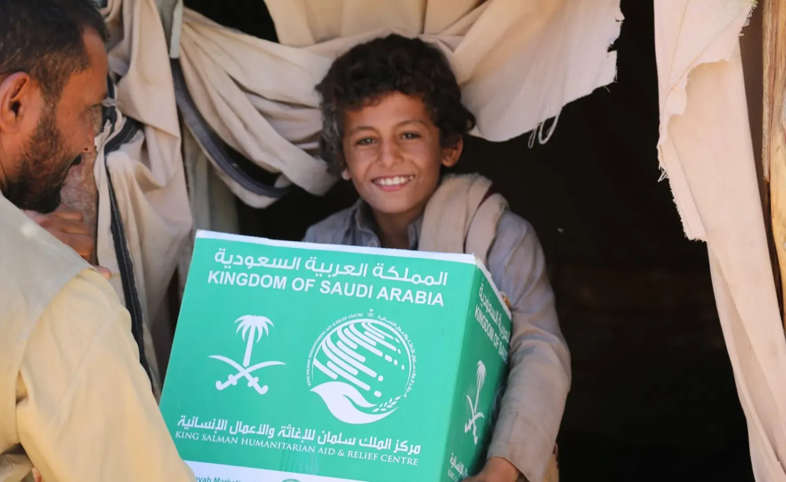 مركز الملك سلمان للإغاثة.. رحلة عطاء عمرها أكثر من ربع قرن