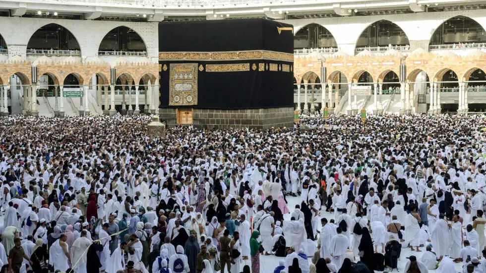 الحج في عيون الأدباء والرحالة العرب.. ماذا قالوا عنه؟