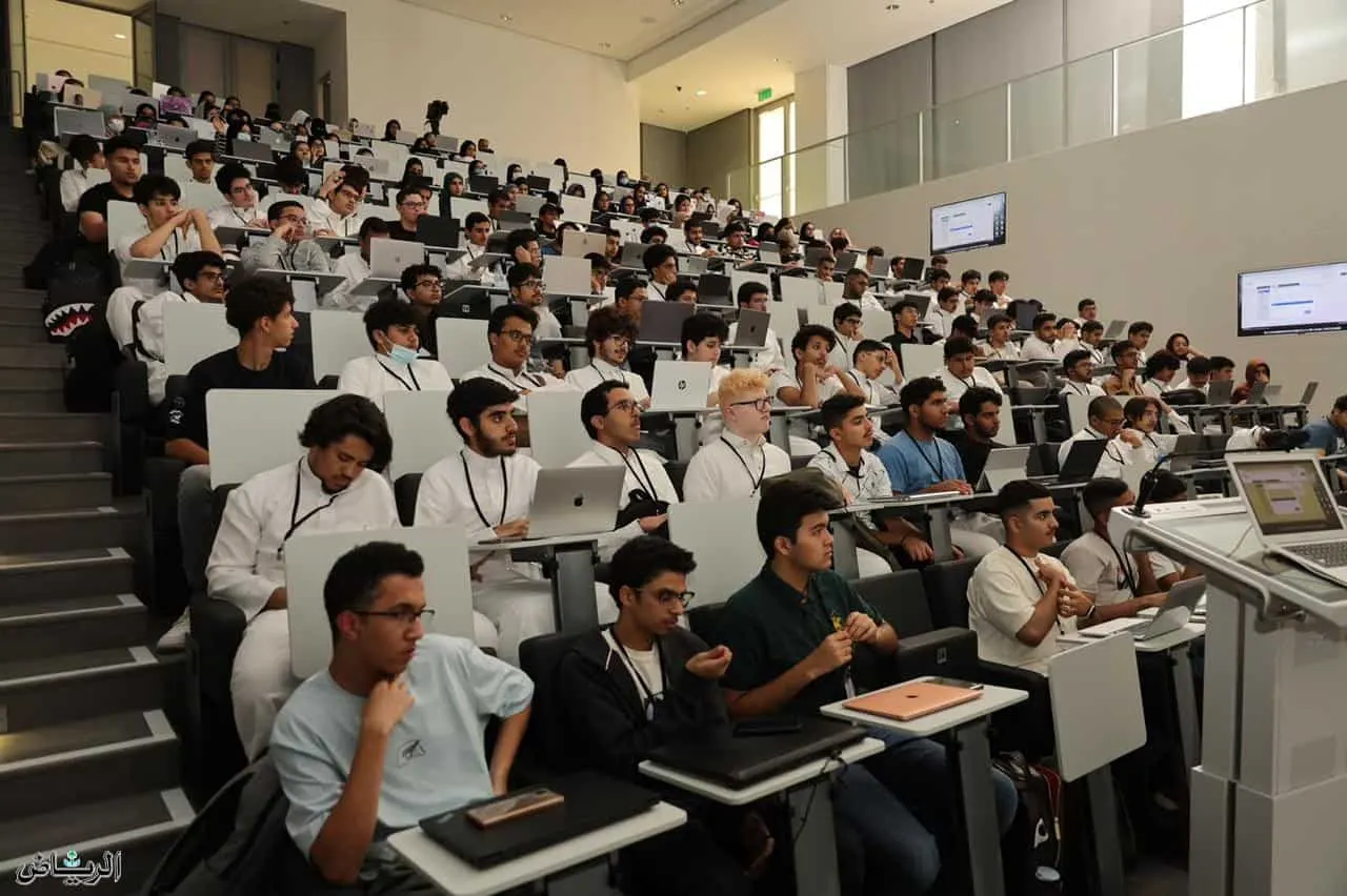 طلابه يقبلون بأفضل جامعات العالم.. ما هو برنامج موهبة للالتحاق بالجامعات المرموقة "التميز"؟