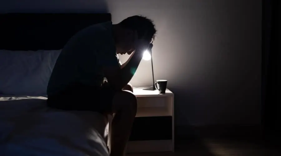 ما سبب الاستيقاظ في منتصف الليل يوميًا؟