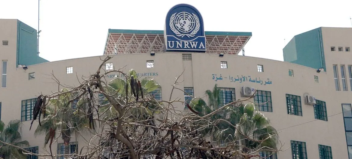 "الأونروا".. شريان حياة للفلسطينيين