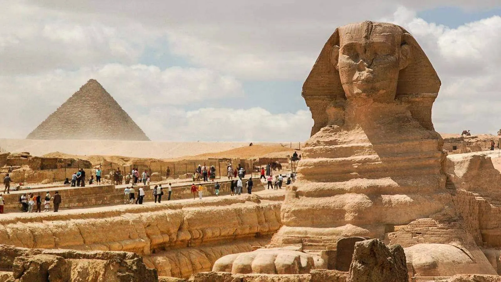 فيديو نشره إسرائيلي.. هذه حقيقة طرد سائح سعودي من مطعم مصري