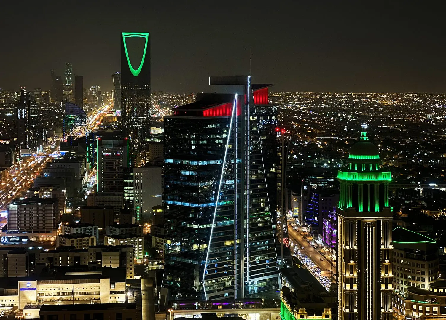 "النقد الدولي": المملكة تشهد تحولًا اقتصاديًا غير مسبوق.. وهذه أبرز التوقعات