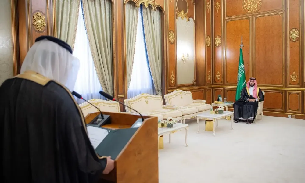 سفراء السعودية الجدد يؤدون القسم أمام ولي العهد في جدة