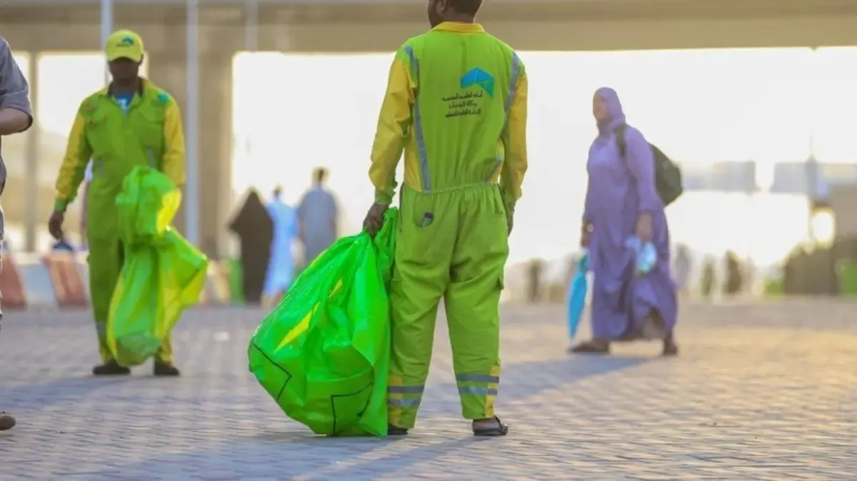كيف يتم التخلص من النفايات خلال موسم الحج؟