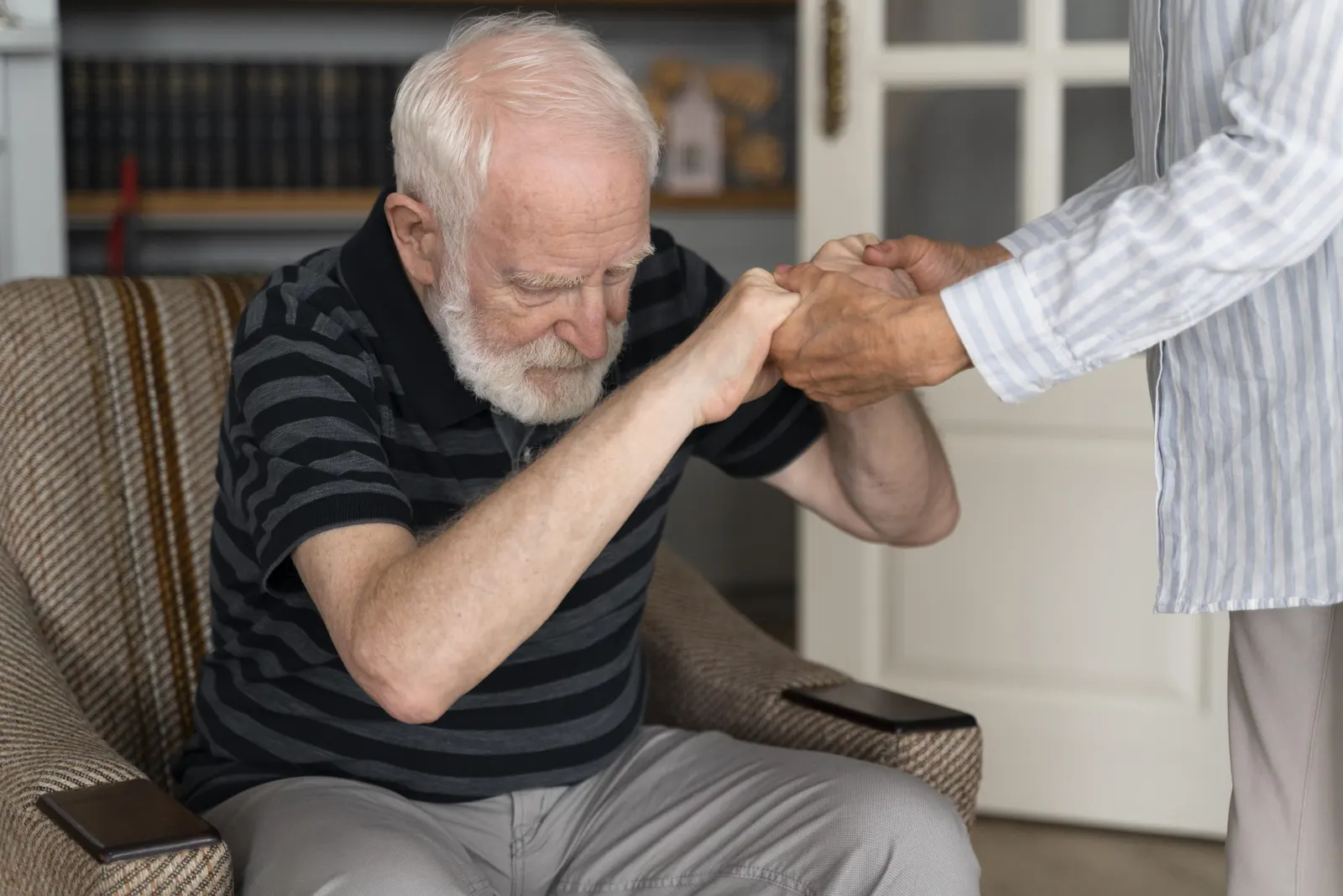 مرض باركنسون.. كيف يطوّر العلماء اختبارًا للكشف عنه؟