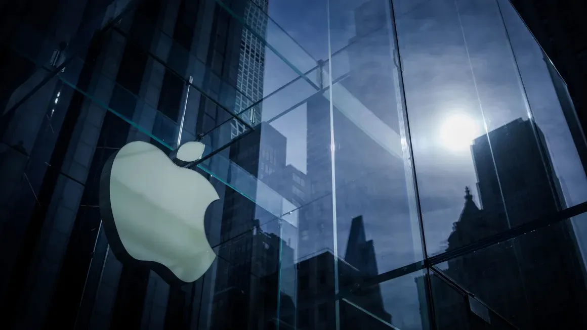ماذا يفعل الذكاء الاصطناعي من Apple ببياناتك؟