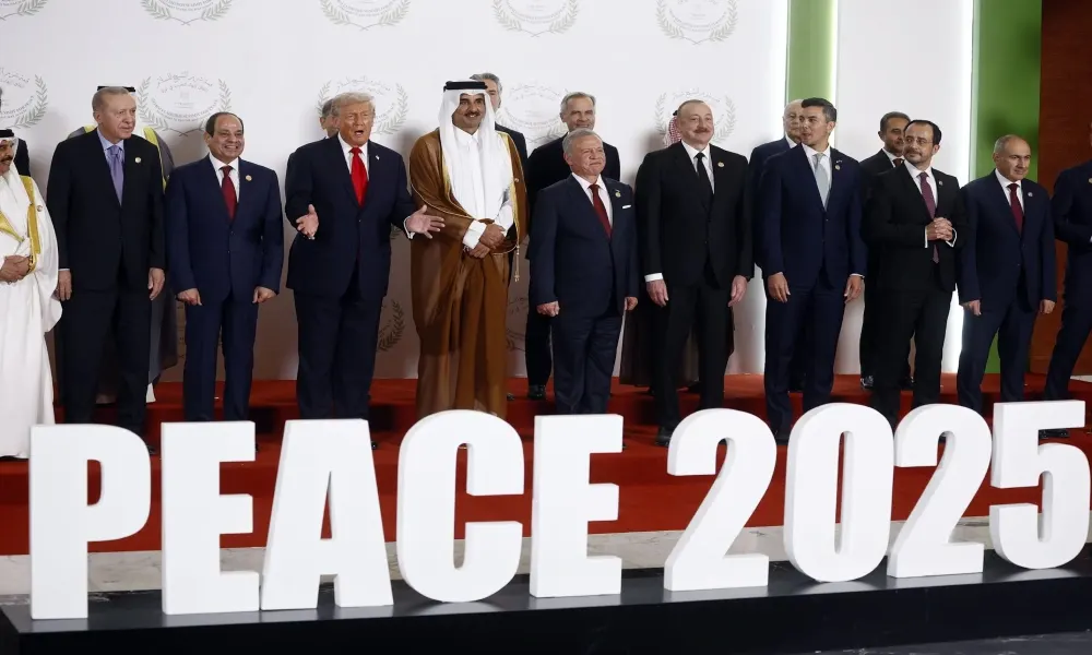 ترامب والسيسي وقادة العرب يوقعون وثيقة تاريخية تنهي حرب غزة