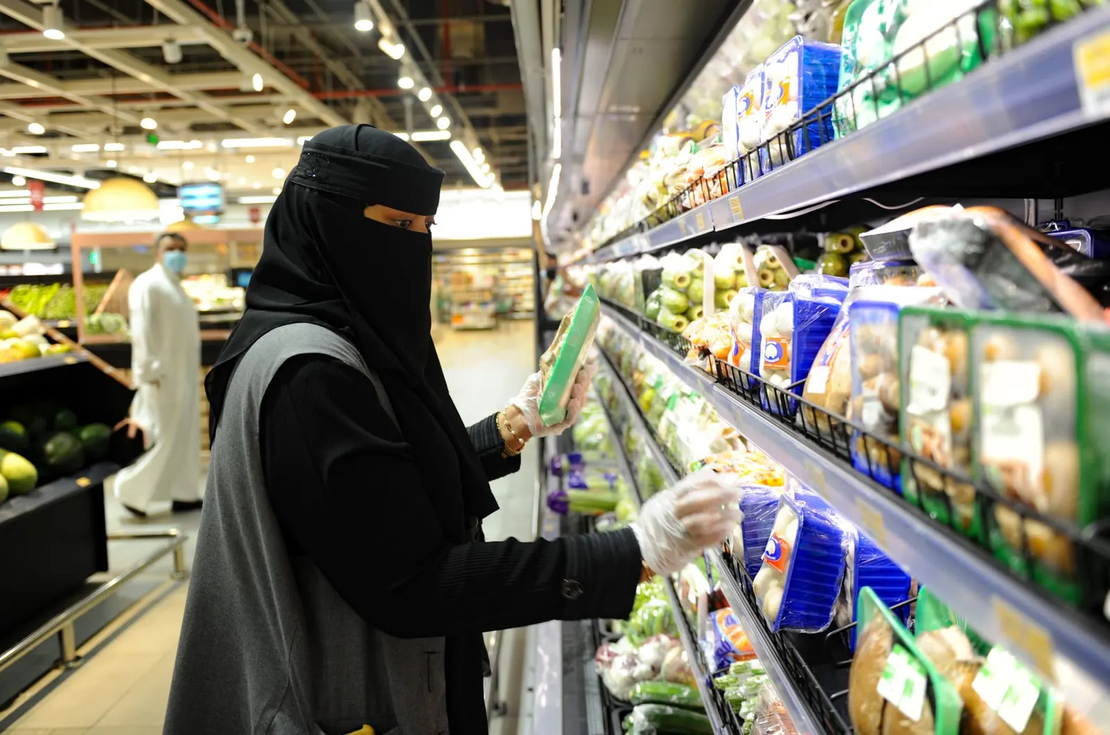 بالأرقام.. التضخم في المملكة يبلغ 1.7% في نوفمبر مقارنة بالعام الماضي