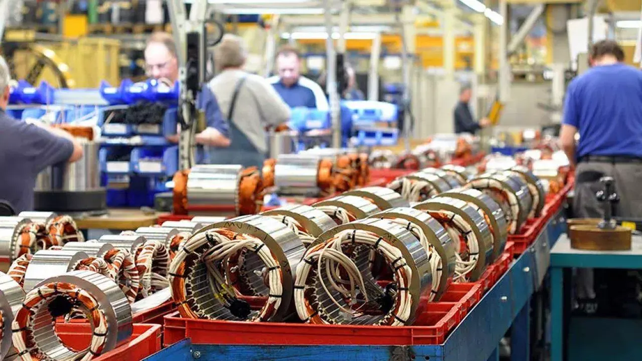 الإحصاء: مؤشر الرقم القياسي للإنتاج الصناعي ينخفض في مارس بنسبة 8.7%