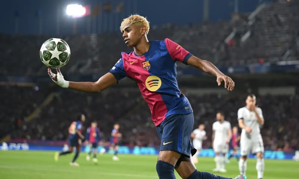 براتب أكبر.. تمديد عقد لامين يامال مع برشلونة يقترب