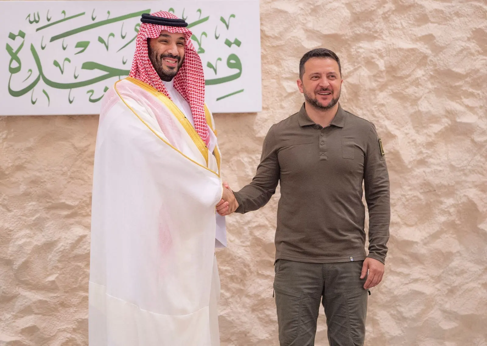 لماذا حضر الرئيس الأوكراني قمة جامعة الدول العربية في جدة وماذا قال؟