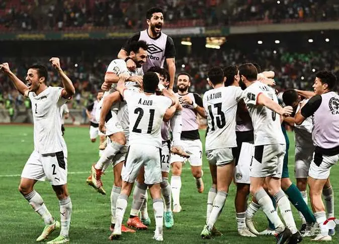 "صلاح وماني".. من يحقق البطولة الأغلى في إفريقيا؟