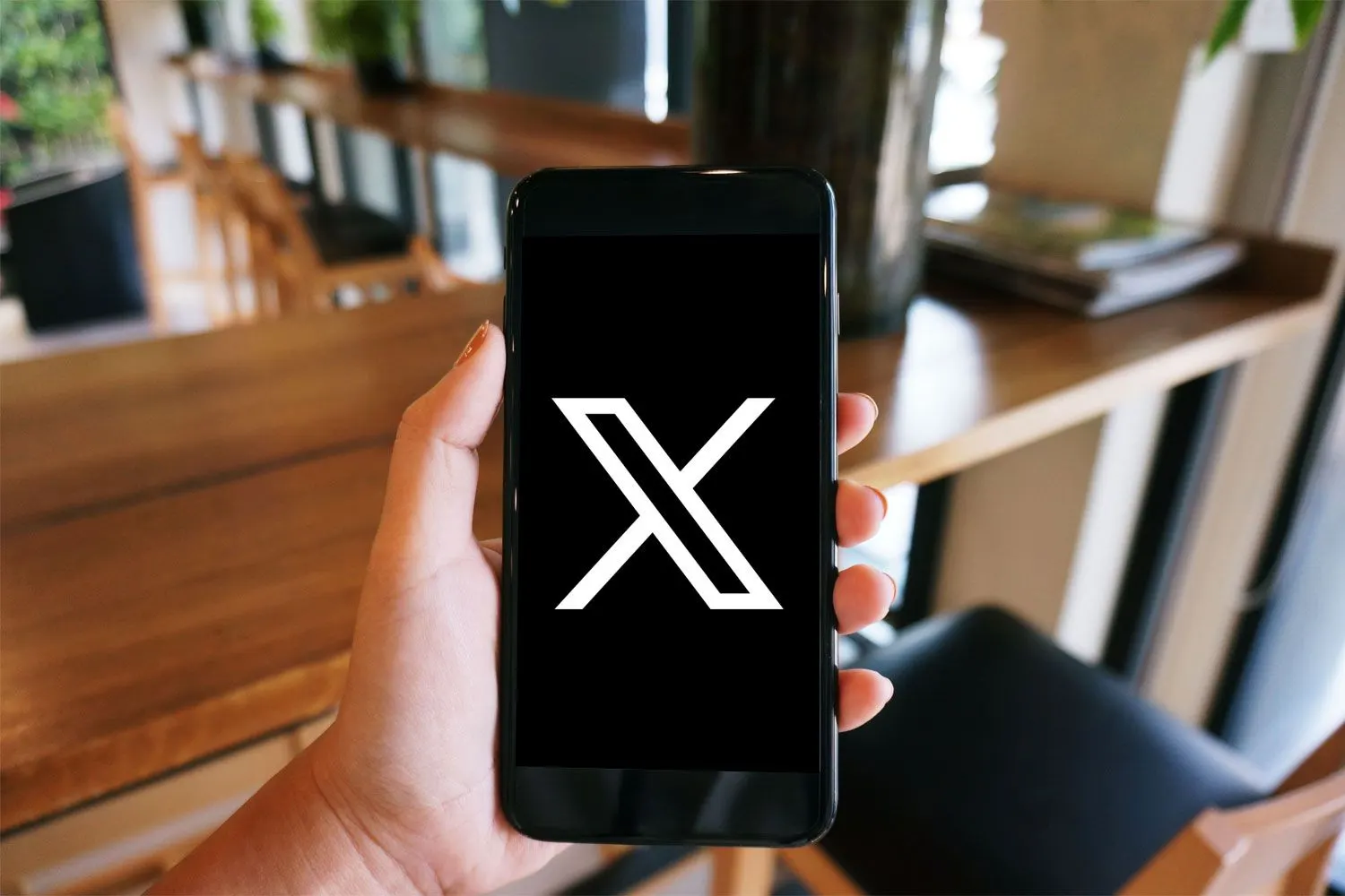 منصة "X" تعتزم جمع بيانات "بايومترية" ومهنية عن مستخدميها.. لماذا؟