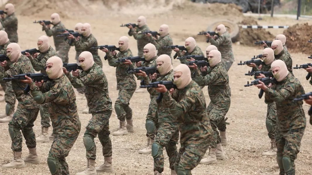 لماذا رفض حزب الله خطة الجيش اللبناني وتسليم السلاح؟
