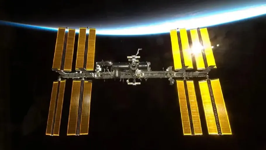 Nasa تعرض 843 مليون دولار على SpaceX للتخلص محطة الفضاء الدولية