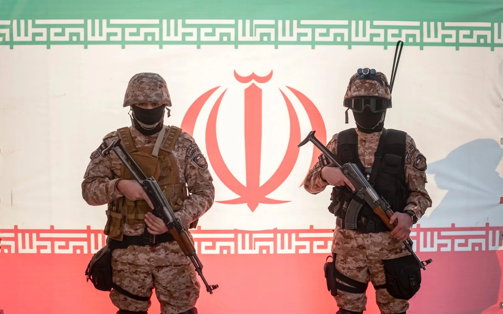 لماذا تتجنب إيران الدخول في حرب شاملة مع الغرب؟