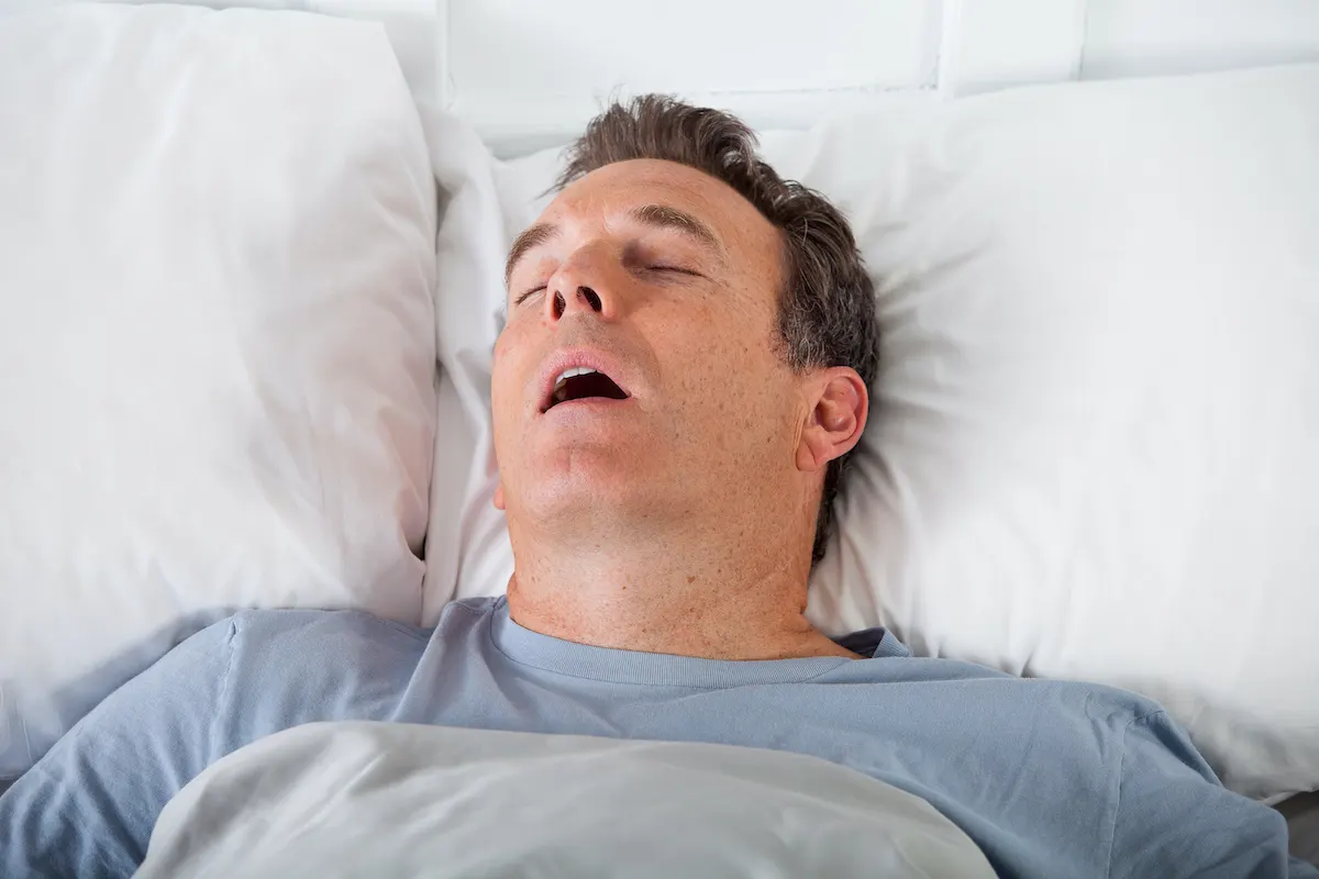 ابتكار رذاذ للأنف يعالج توقف التنفس أثناء النوم