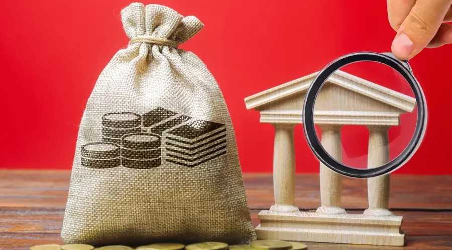 توقعات إجمالي حجم الدين العالمي حتى عام 2027