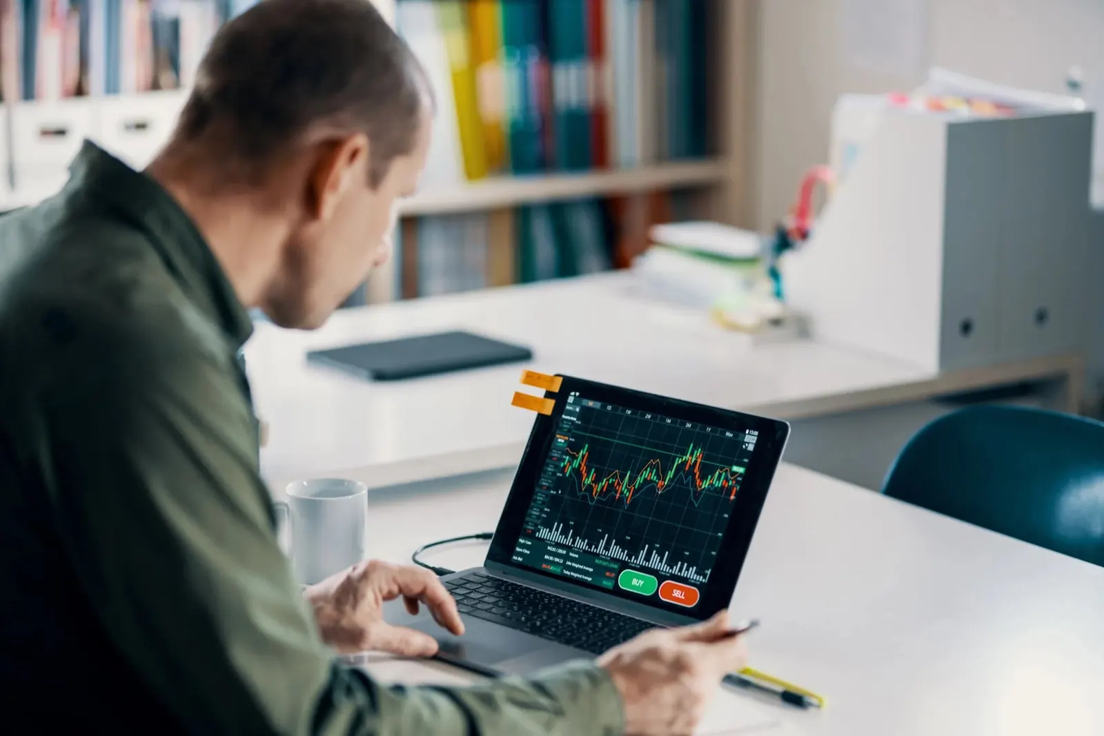 مليونيرات يقلقهم التقاعد.. 35% من أغنياء أمريكا يحتاجون إلى "معجزة"