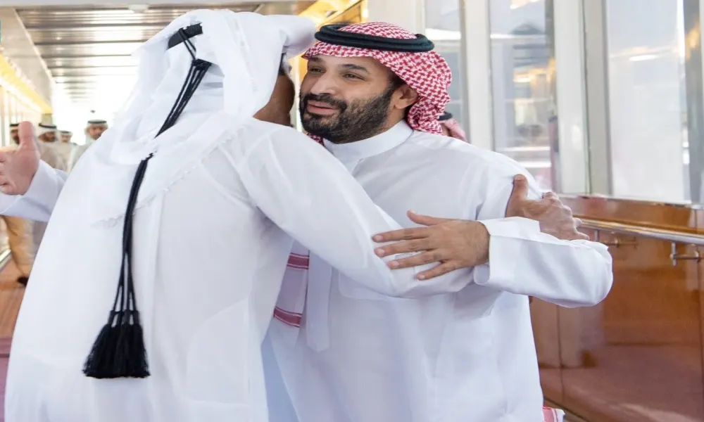 ولي العهد يستقبل ملك الأردن وأمير قطر لمناقشة الاعتداءات الإيرانية
