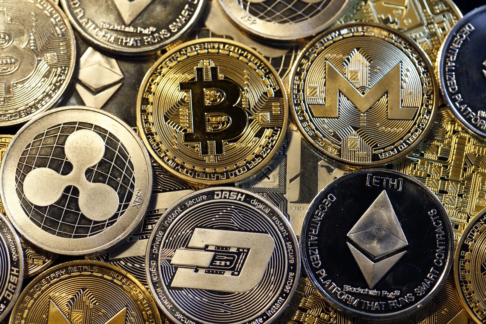 العملات المشفرة بين الصمود والفشل في 10 سنوات