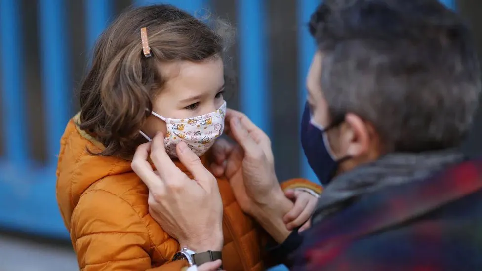 لماذا تتراجع رغبة الإنجاب عند الآباء في بعض الدول؟