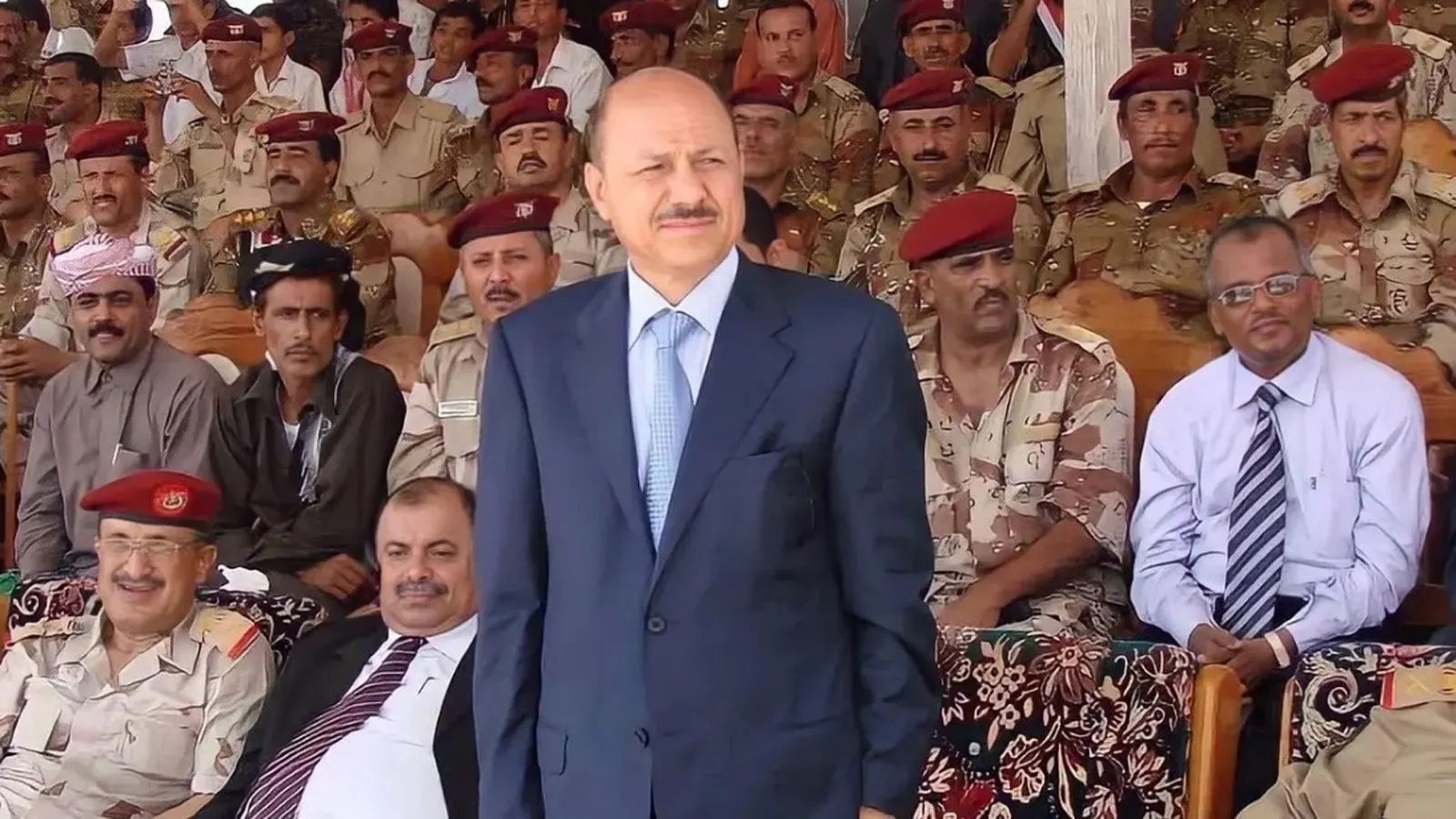 من هو "رشاد العليمي" رئيس المجلس الرئاسي في اليمن؟