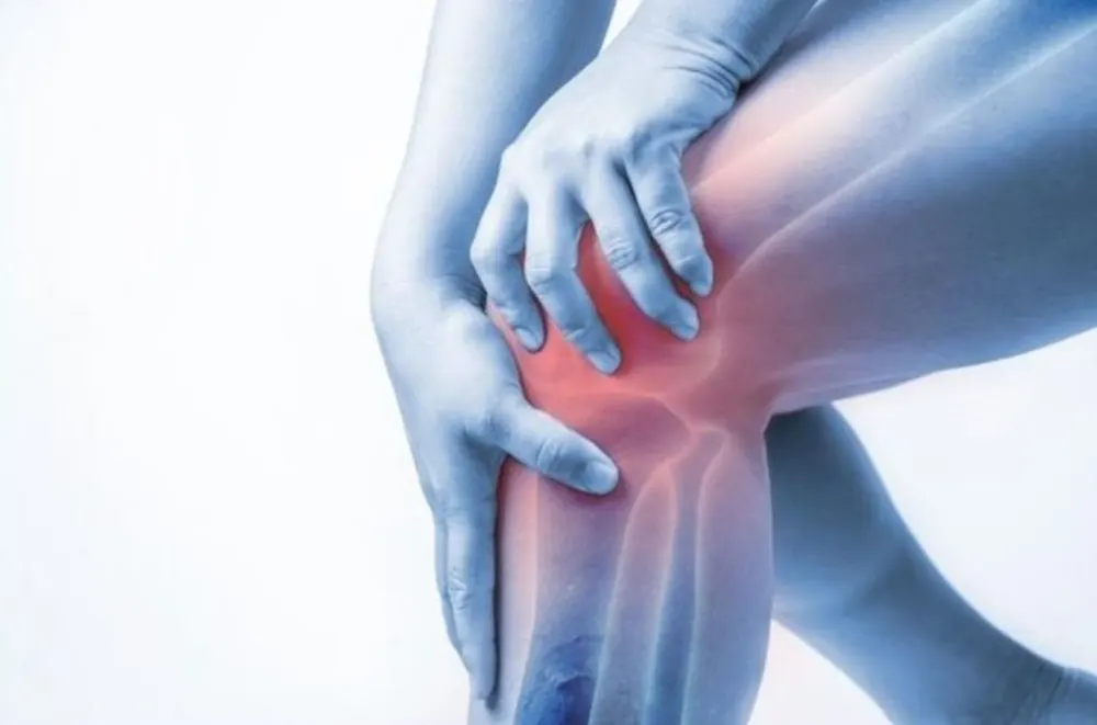خطر الرباط الصليبي الأمامي يلاحق النساء في الملاعب