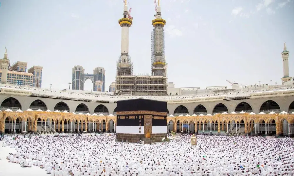 قيمة غرامة عدم الإبلاغ عن الحجاج والمعتمرين المخالفين لمواعيد المغادرة
