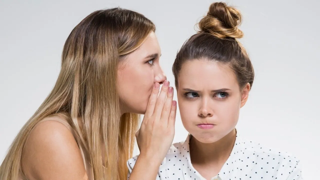 4 أنواع من الأصدقاء السامين.. تعرف على سماتهم