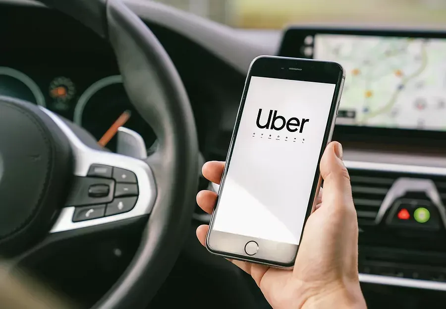 Uber.. صافي الدخل والخسائر آخر 8 سنوات