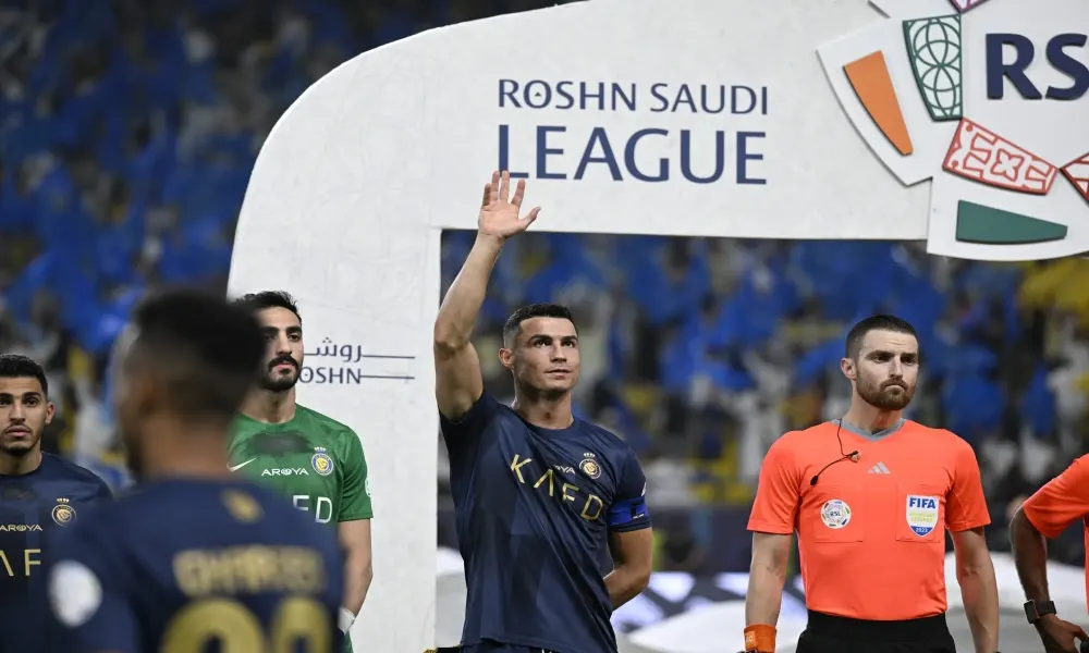تردد قنوات ثمانية الناقلة للدوري السعودي 2025-2026
