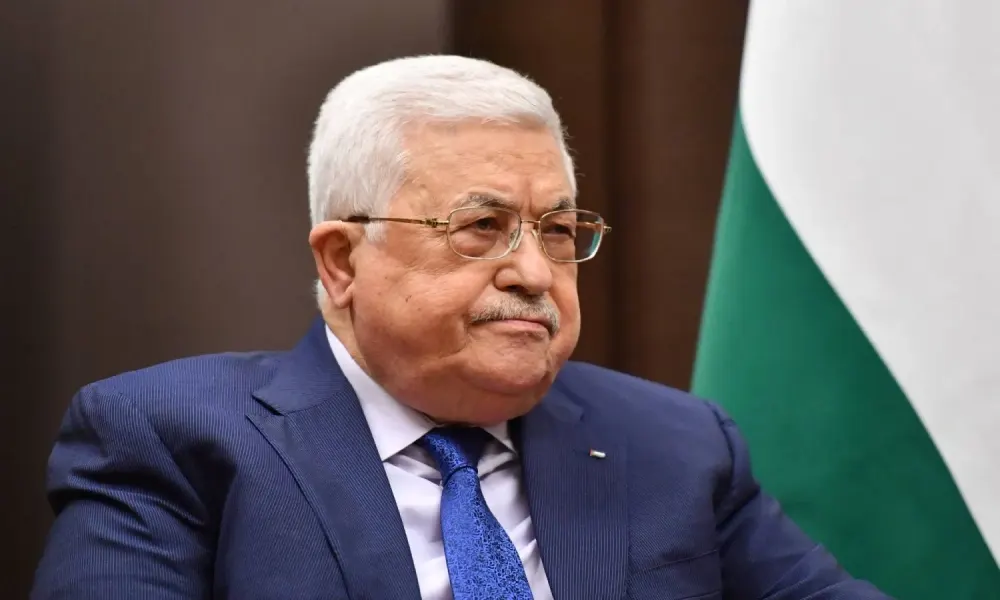 محمود عباس يشيد بالدور السعودي في الاعتراف الفرنسي بفلسطين