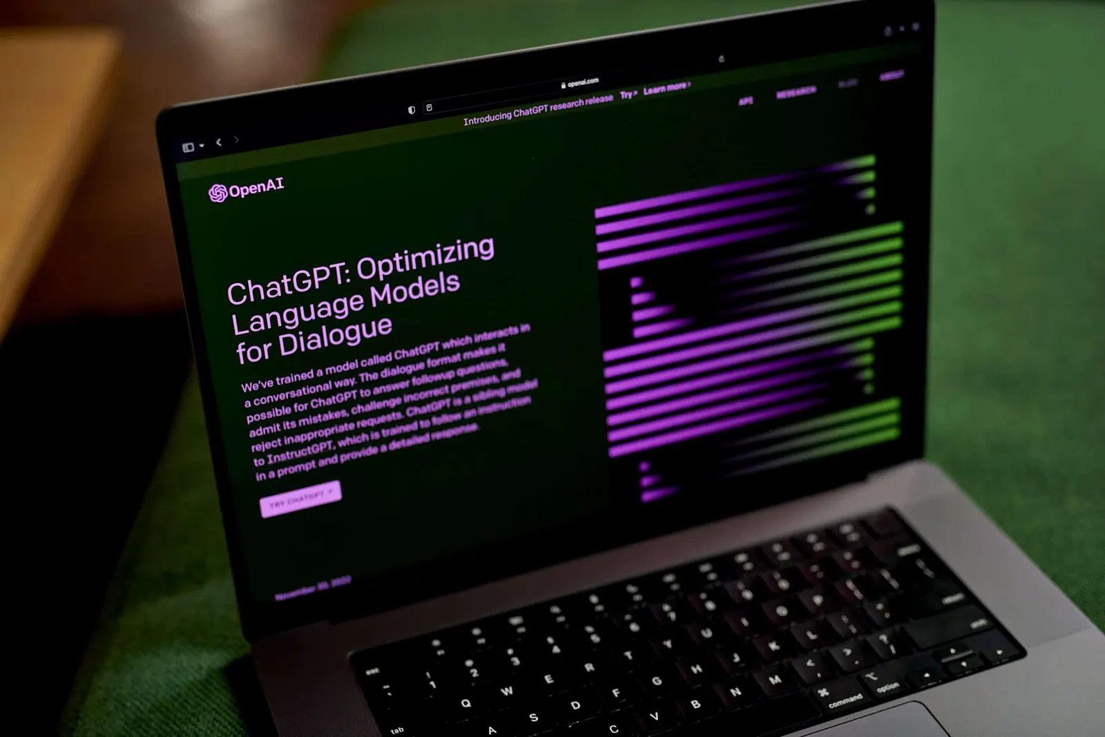 ChatGPT لا يمكنه تقديم نصائح استثمارية موثوقة.. لماذا؟