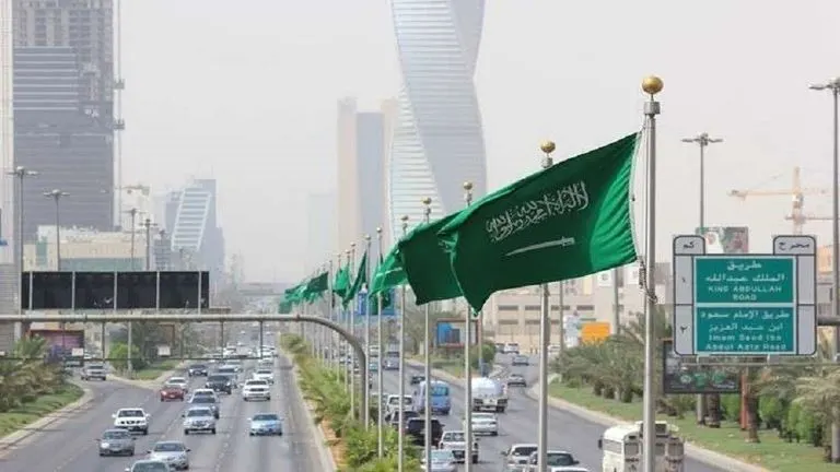 موجة حارة تضرب المملكة.. هذه توقعات الأرصاد لطقس السعودية