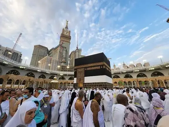 لأول مرة في الحج.. مركز متنقل للتحكم والمراقبة بأياد سعودية
