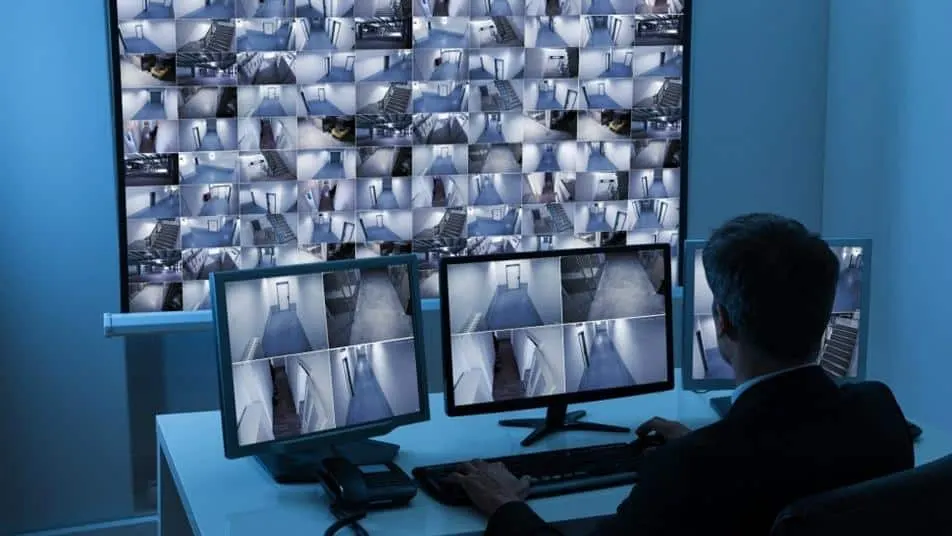 لماذا أثارت فرنسا القلق بإجراءات المراقبة المُخطط لها في الأولمبياد؟