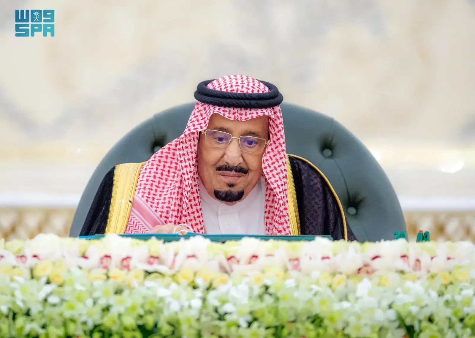 مجلس الوزراء يوافق على انضمام المملكة إلى مبادرة "الحشائش البحرية" ومذكرة تفاهم مع البحرين في مجال النفايات