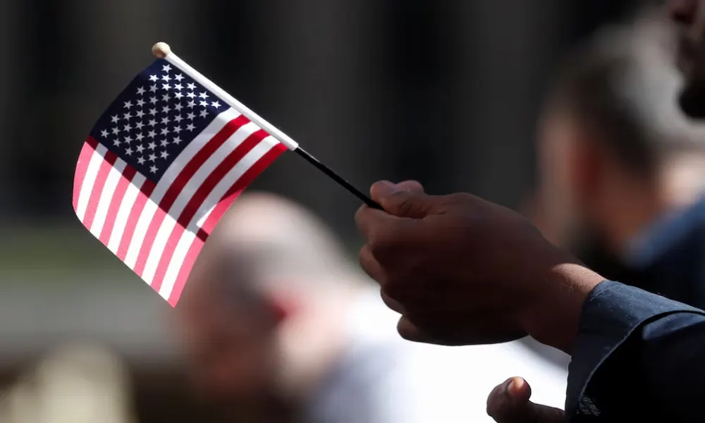 رسوم "تأشيرات H-1B".. حلم العمل بأمريكا يصبح أصعب