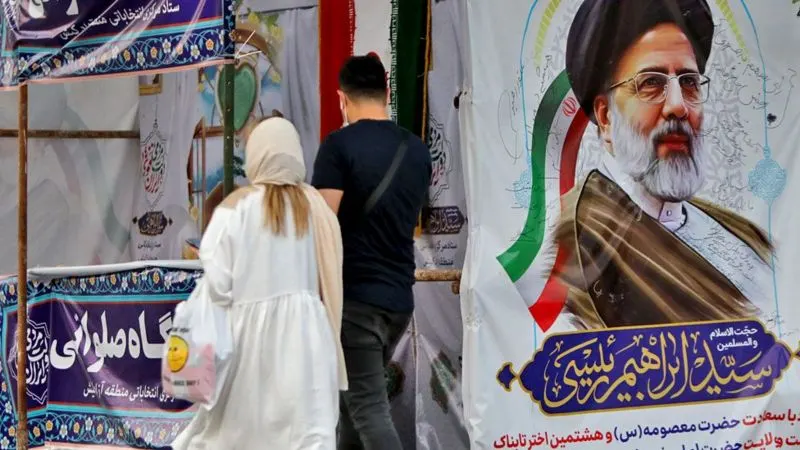 إيران.. دولة مأزومة ورئيس لا يحظى بثقة الشعب!