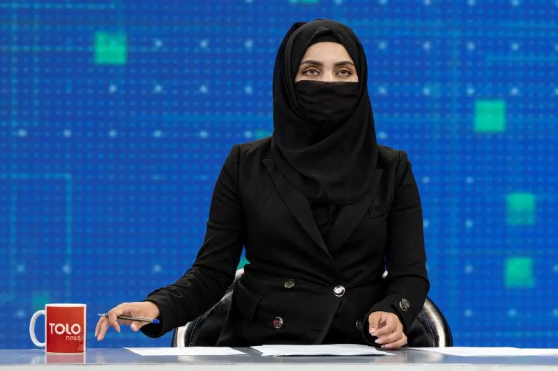 النقاب إجباري في تلفزيون أفغانستان.. قرار جديد من طالبان