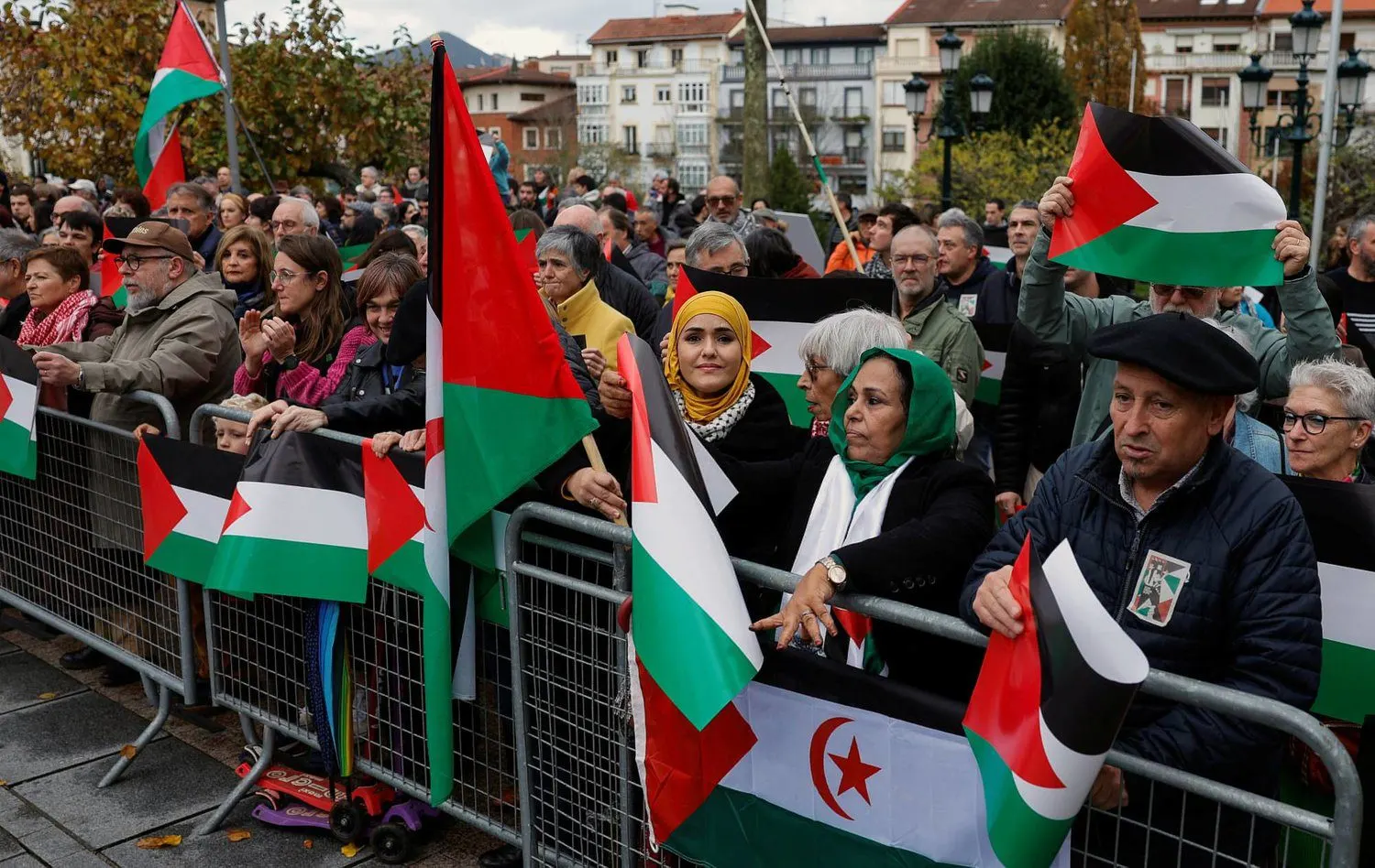 كيف تضغط السعودية على جميع الأطراف لحل الأزمة الفلسطينية؟