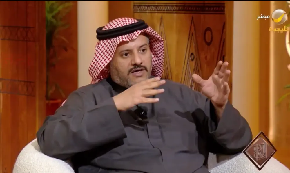 طارق القرني يوضح فكرة «الأكوان الموازية» عند العرب