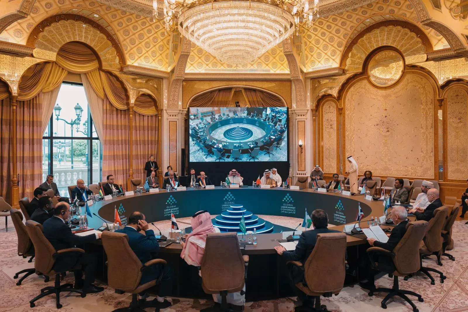 تفاصيل الاجتماعي الوزاري الخاص بالمؤتمر الدولي لسوق العمل في الرياض