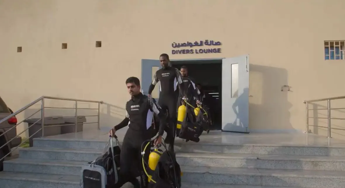 لماذا يعد وجود الغواصين ضروريًا في الحج؟