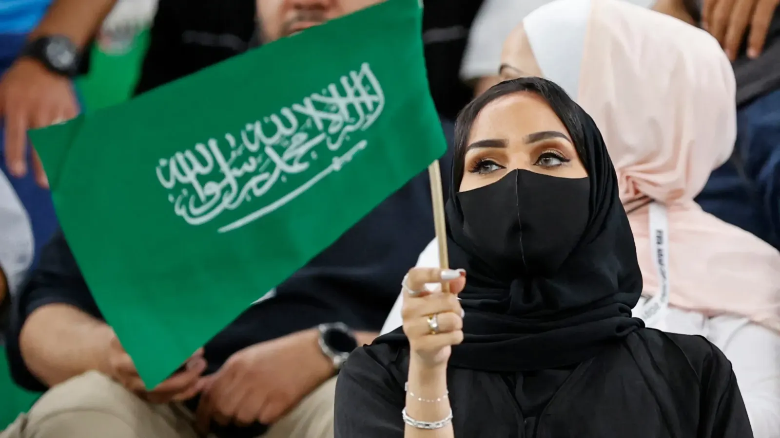 في اليوم العالمي للمرأة.. حقوق تكفلها الأنظمة السعودية للنساء